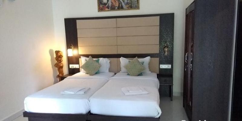 Shikara Beach Resort Cavelossim Bagian luar foto